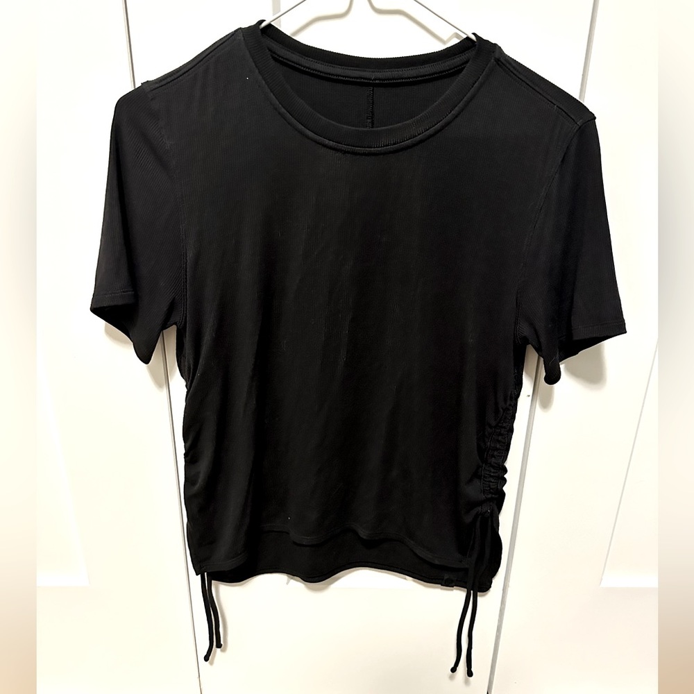 Black Lululemon fitted high neck top.